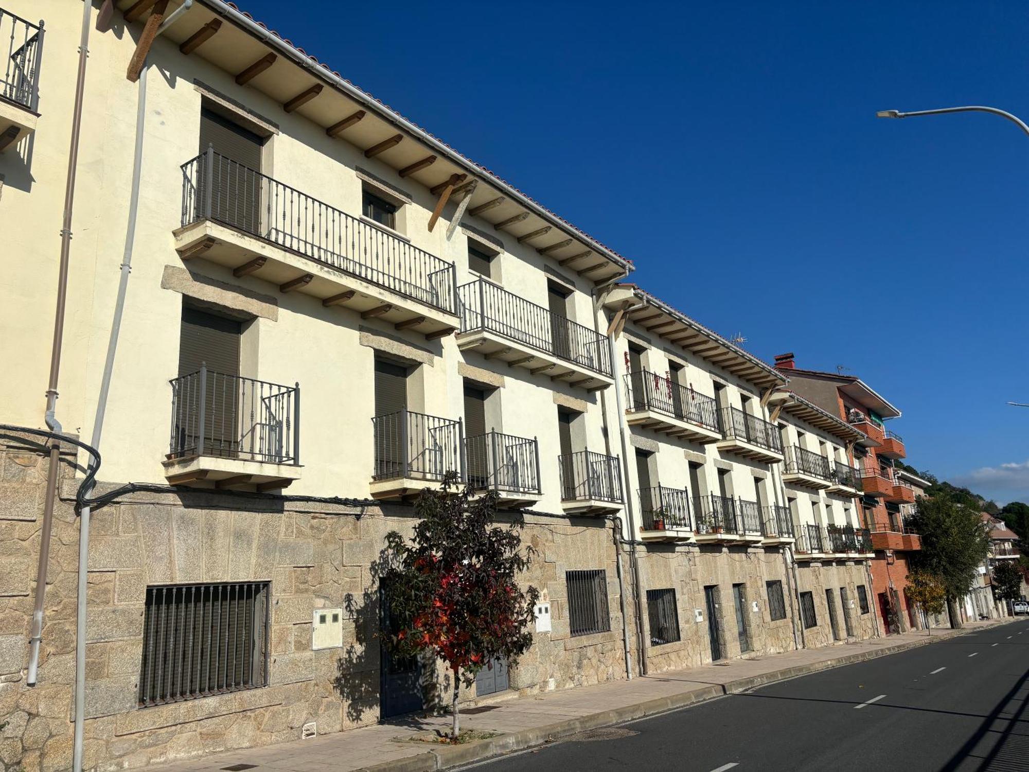 Luna De Gredos Pedro Bernardo Exterior foto